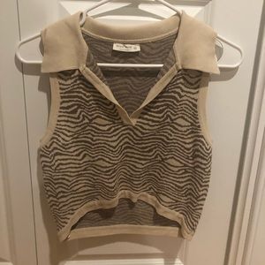 Miss love never worn new tan and brown sweater vest